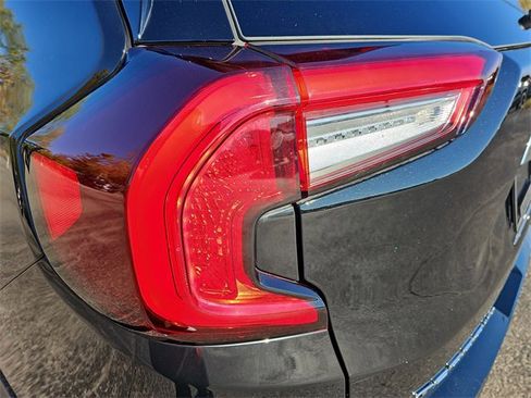 Certified 2024 GMC Terrain SLE w/ Driver Convenience Package image 33