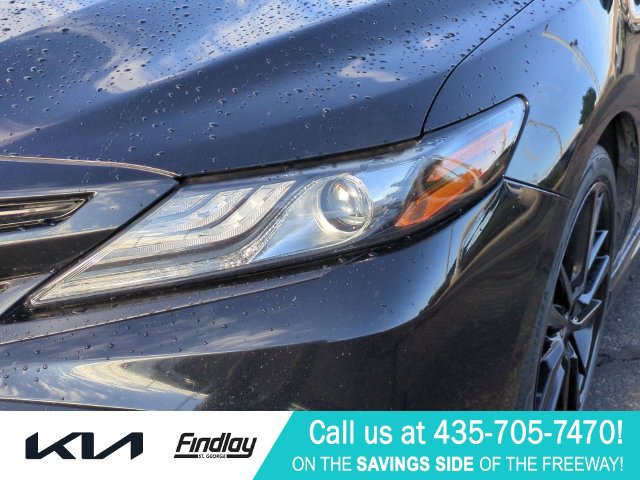 Used 2022 Toyota Camry XSE w/ Navigation Upgrade Package FWD image 10