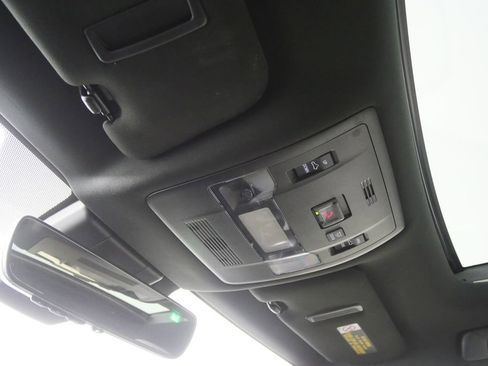 Used 2020 Lexus UX 250h w/ Premium Package image 22