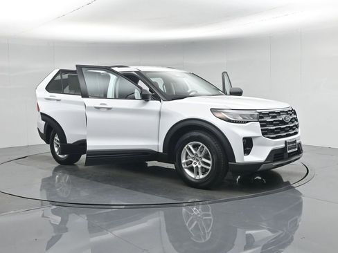 New 2026 Ford Explorer Active image 34