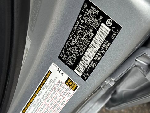 Used 2024 Toyota Prius LE image 35