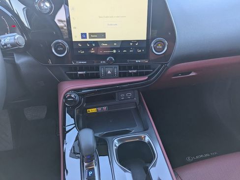Used 2026 Lexus NX 350 NX 350 Premium w/ Accessory Package (Z1) image 13