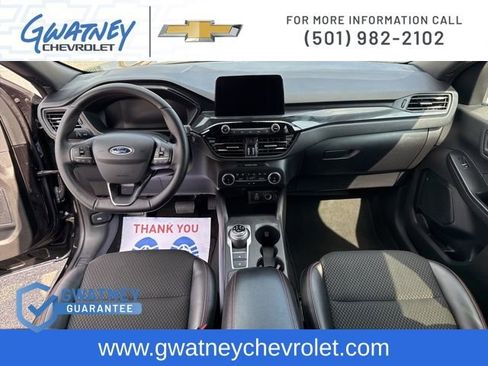 Used 2025 Ford Escape ST-Line image 31