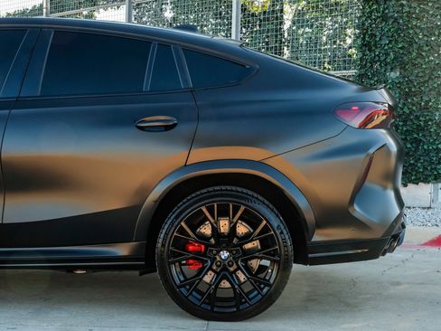 Used 2021 BMW X6 M w/ Competition Package image 14