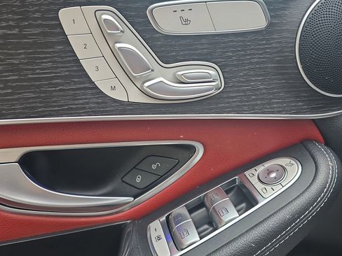Used 2022 Mercedes-Benz GLC 300 4MATIC w/ AMG Line image 26