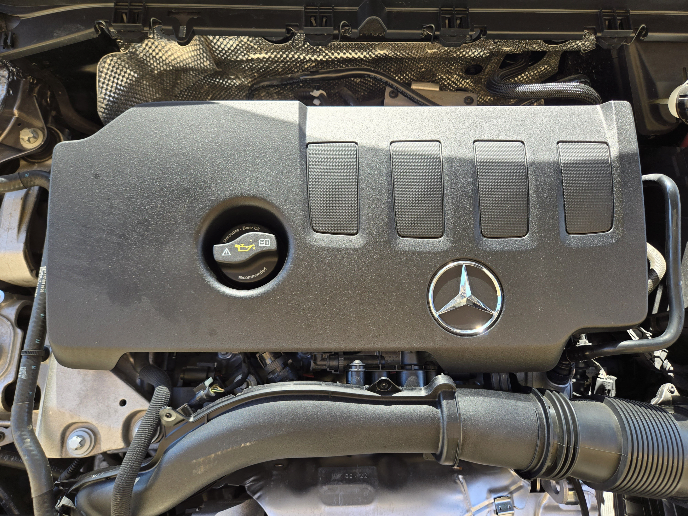 Used 2023 Mercedes-Benz CLA 250 4MATIC image 27