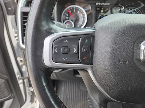 Used 2022 RAM 1500 Big Horn AWD/4WD image 32
