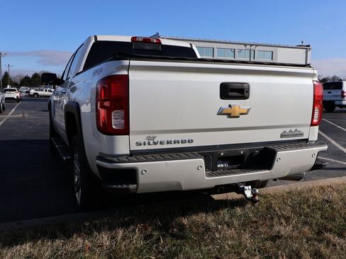Used 2017 Chevrolet Silverado 1500 High Country image 22