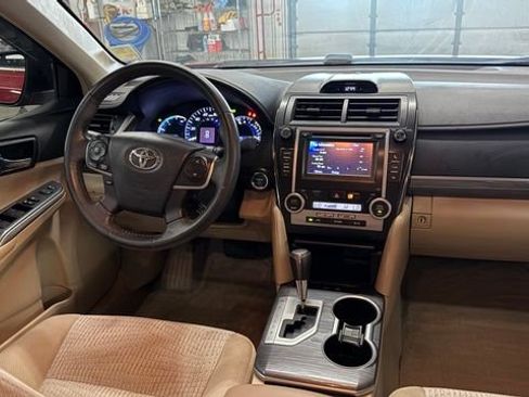 Used 2013 Toyota Camry XLE FWD image 27