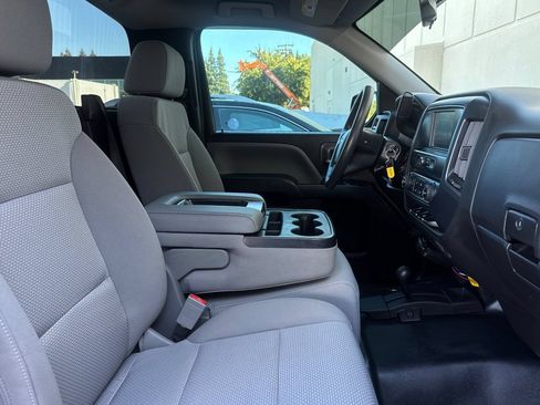 Used 2018 Chevrolet Silverado 1500 LS w/ Trailering Package AWD/4WD image 14