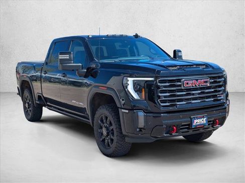 Used 2024 GMC Sierra 2500 AT4 w/ AT4 Premium Plus Package image 3