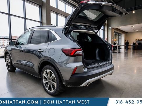 Used 2023 Ford Escape Platinum AWD/4WD image 33