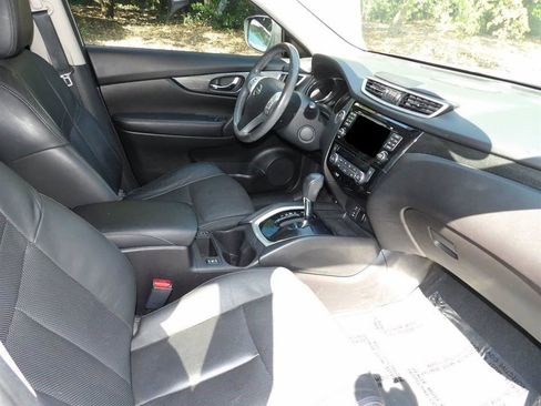 Used 2015 Nissan Rogue SL FWD image 6
