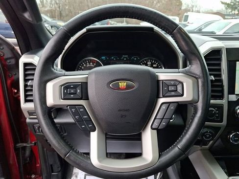 Used 2019 Ford F150 Lariat image 21