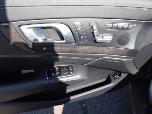 Used 2013 Mercedes-Benz SL 550 image 11