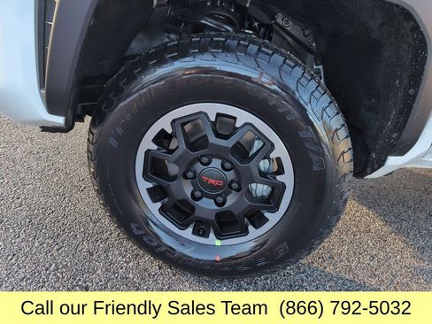 New 2026 Toyota Tacoma TRD Off-Road image 24