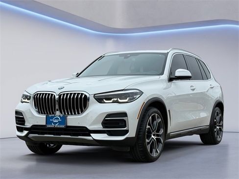 Used 2022 BMW X5 sDrive40i w/ Luxury Seating Package image 7