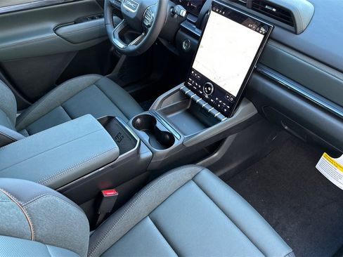 New 2026 GMC Terrain AT4 w/ Convenience Package III image 14