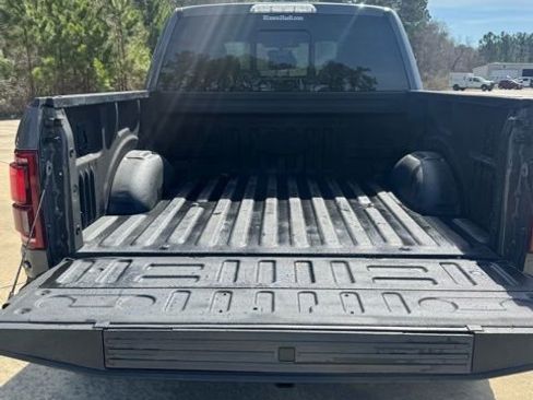 Used 2020 Ford F150 Raptor w/ Equipment Group 802A Luxury image 11