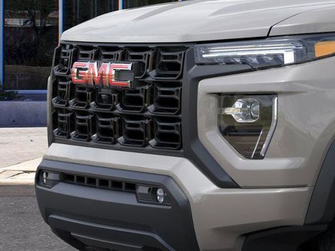New 2026 GMC Canyon Elevation w/ Convenience Package image 13