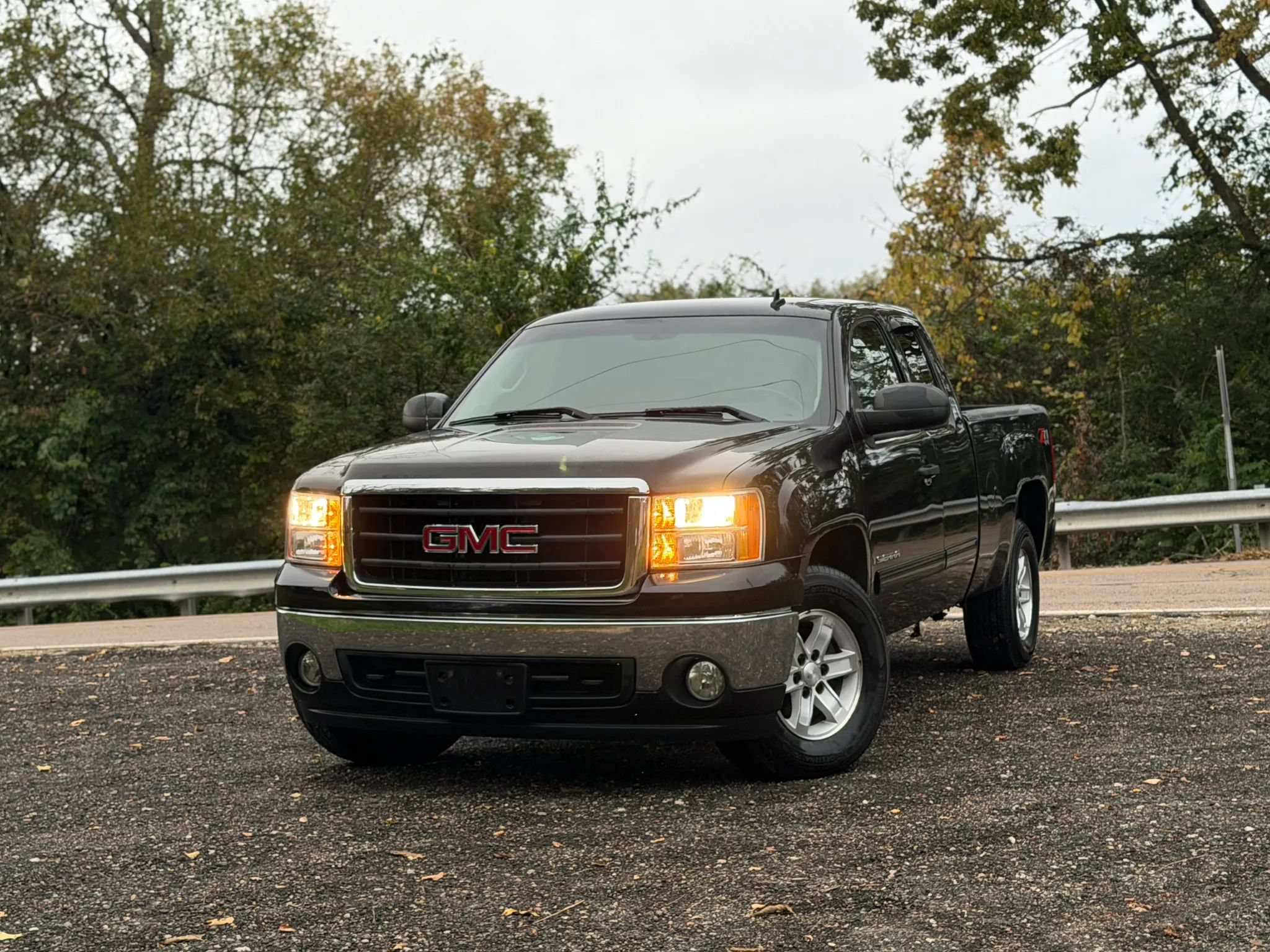 Used 2008 GMC Sierra 1500 SLE w/ Power Pack Plus AWD/4WD image 1