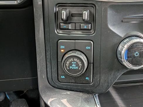 Certified 2023 Ford F150 Lariat w/ Equipment Group 502A High image 36