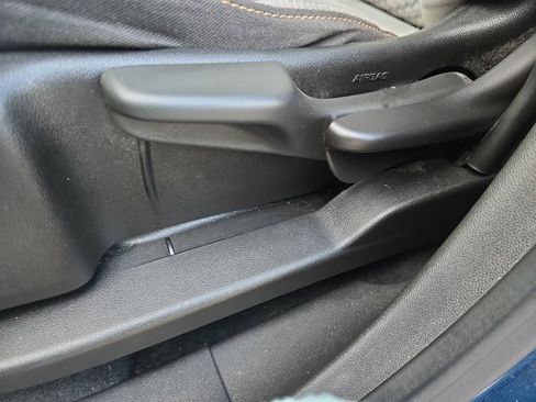 Used 2021 GMC Terrain SLE w/ LPO, Floor Liner Package image 28