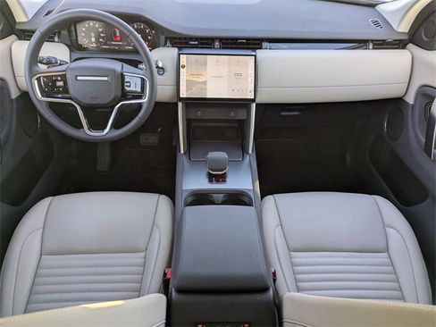 Used 2025 Land Rover Discovery Sport S image 14