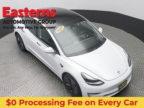 Used 2023 Tesla Model 3 Standard Range RWD image 3