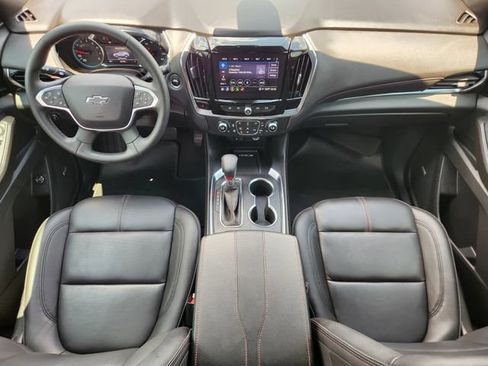 Used 2023 Chevrolet Traverse RS FWD image 26
