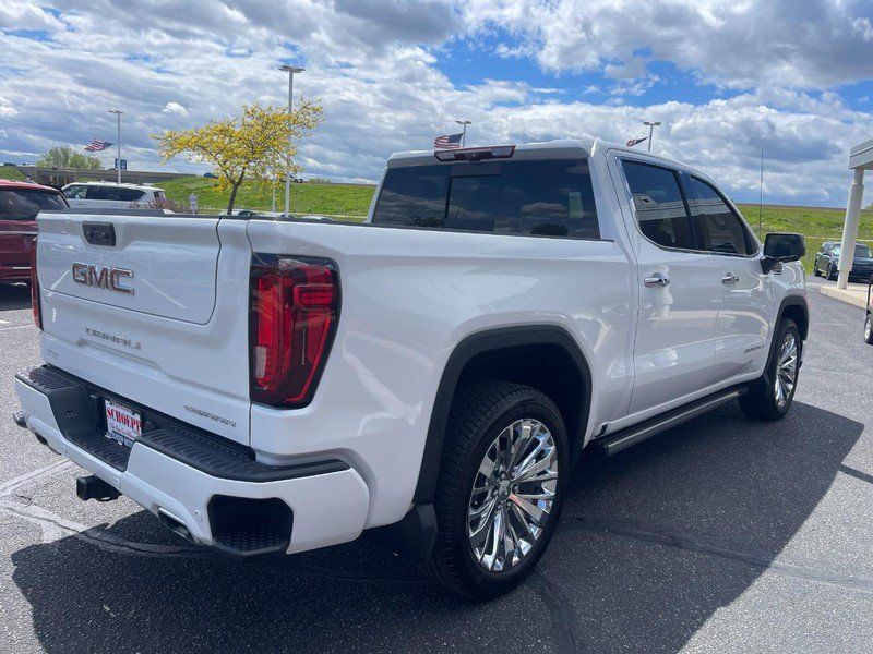 Used 2023 GMC Sierra 1500 Denali AWD/4WD image 3