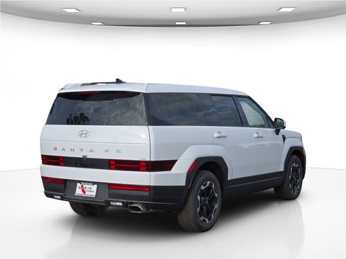 New 2025 Hyundai Santa Fe SE image 8