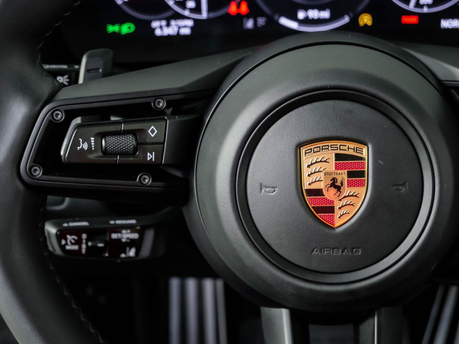 Certified 2026 Porsche 911 Carrera S RWD image 10