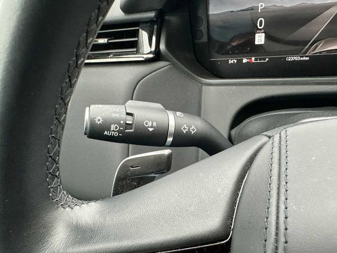 Used 2024 Land Rover Range Rover Velar S image 33