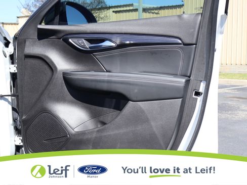 Used 2023 Buick Envision Preferred image 34