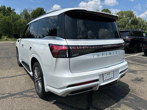 Certified 2026 INFINITI QX80 Luxe w/ Exterior Package AWD/4WD image 10