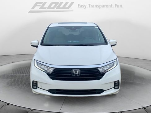 Used 2023 Honda Odyssey Elite image 3