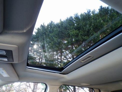 Used 2016 RAM 1500 Laramie Longhorn w/ Convenience Group image 8