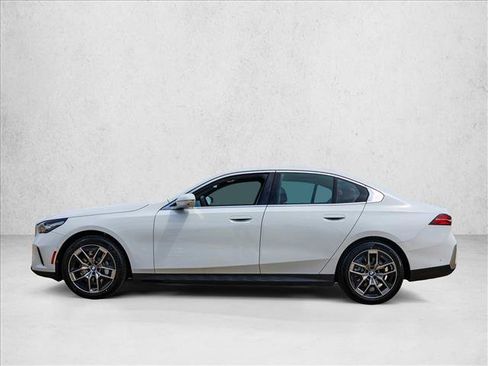 New 2027 BMW 530i xDrive w/ Premium Package AWD/4WD image 8