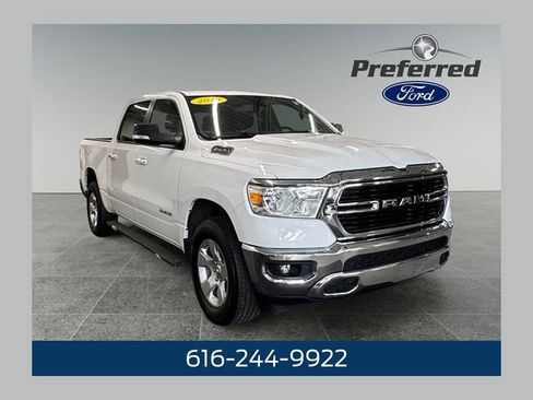 Used 2019 RAM 1500 Big Horn AWD/4WD image 1