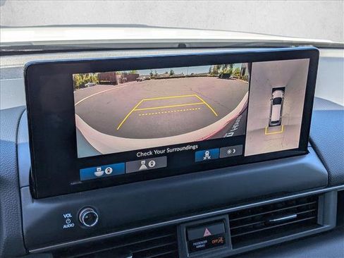 New 2026 Honda Pilot Touring image 13