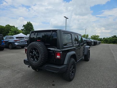 Used 2022 Jeep Wrangler Unlimited Sport AWD/4WD image 7