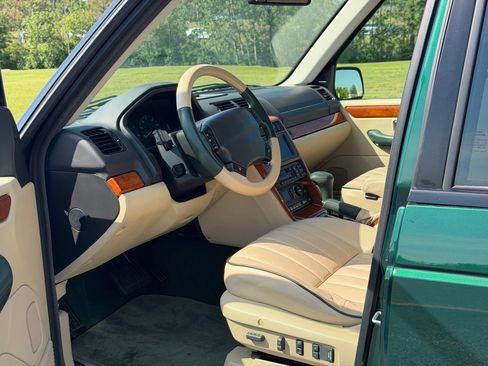 Used 2001 Land Rover Range Rover HSE AWD/4WD image 3