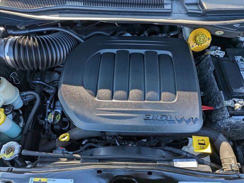 Used 2020 Dodge Grand Caravan GT image 22