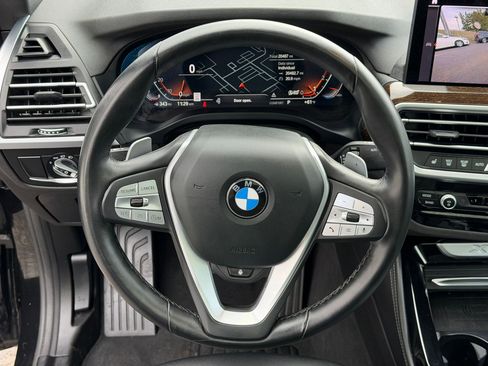 Used 2024 BMW X4 xDrive30i w/ Parking Assistance Package image 16