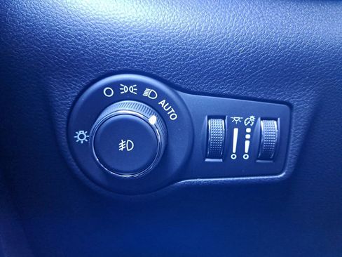 New 2026 Jeep Compass Limited w/ Sun, Sound & Navigation Group image 26