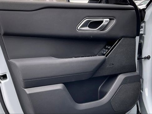 Used 2025 Land Rover Range Rover Velar Dynamic SE image 23