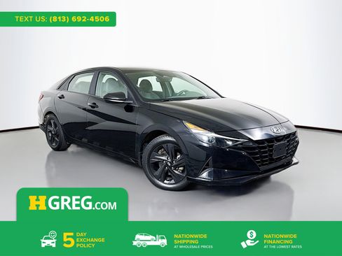 Used 2023 Hyundai Elantra SEL image 1