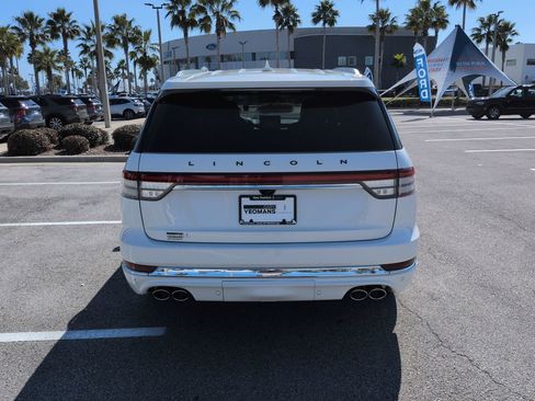 Certified 2023 Lincoln Aviator Black Label Grand Touring w/ Class IV Trailer Tow Package image 5