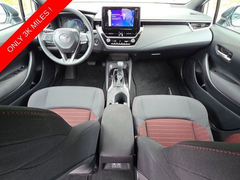 Used 2026 Toyota Corolla SE FWD image 4